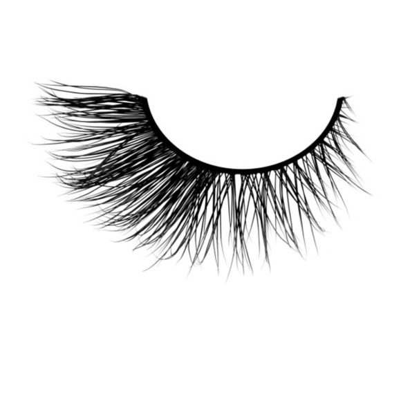 Velour mink lashes  T Dot Oooh! Winged flare style cat eye shape lashes - Picture 2 of 5